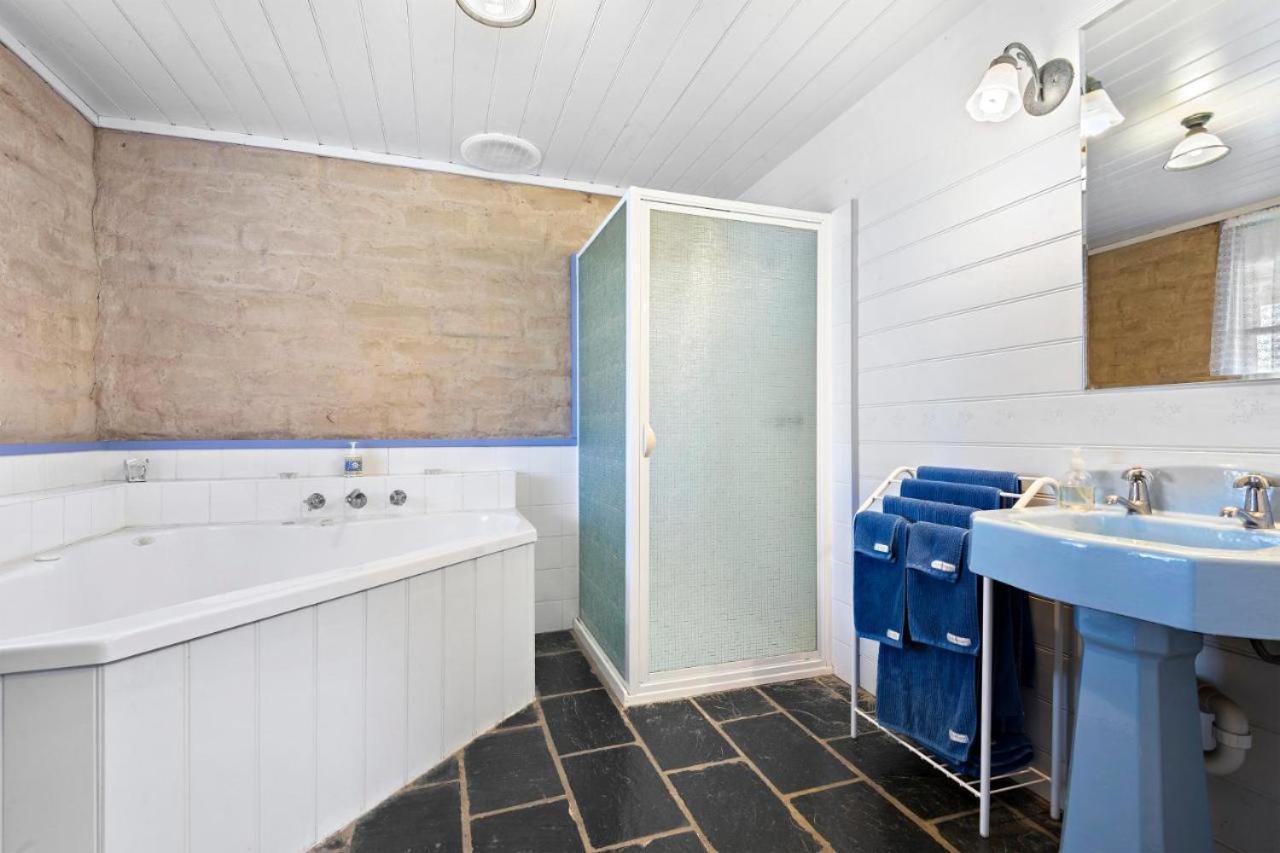 Murray River Retreat *